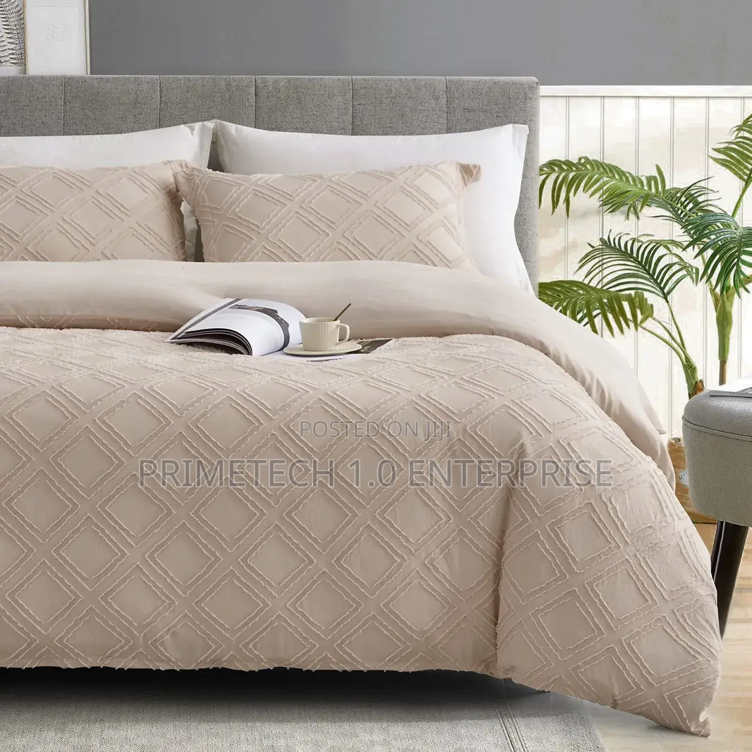 Tufted Duvet Covers With Bedsheet and 2 Pillow Case