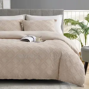 Tufted Duvet Covers With Bedsheet and 2 Pillow Case