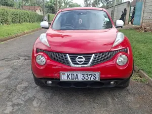 Nissan Juke S 2013 Red