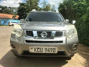 Nissan X-Trail 2012 Gray
