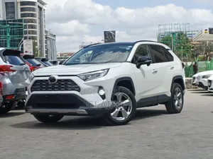 Toyota RAV4 2019 White