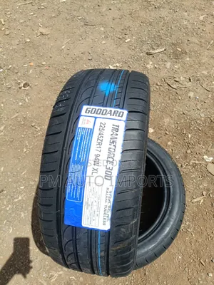 Goddard Tyre 225/45r17