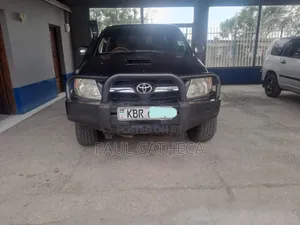 Toyota Hilux 2006 Black