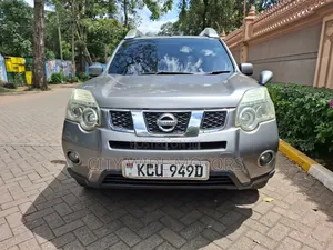 Nissan X-Trail 2012 Gray