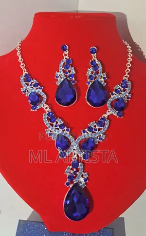 Fancy Wedding Jewellery Set. Necklace, Earrings