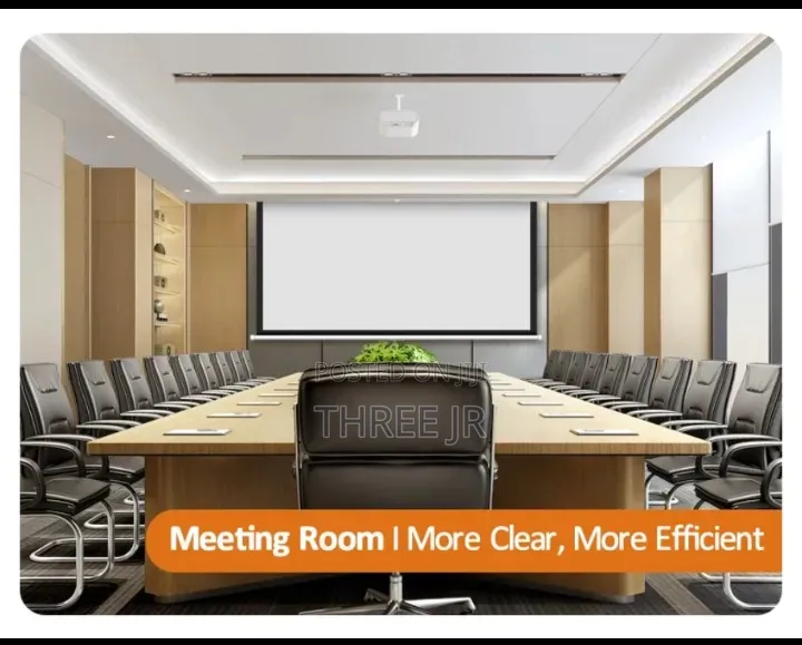 Easy to Pull Down Projection Screens.And Easy to Operate