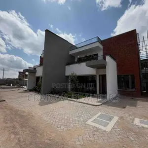 4bdrm Villa in Phenom Estate for sale