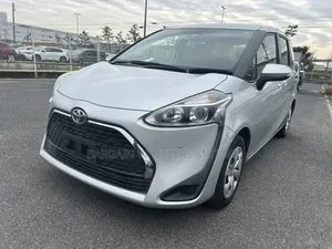 Toyota Sienta 2020 White