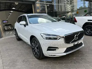 Volvo XC60 2019 White