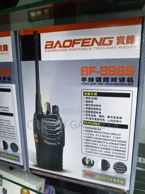 Baofeng Bf-888s Uhf Fm Transceiver With Flashlight
