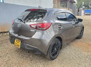 Mazda Demio 2018 Gray