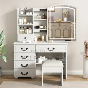 Dressers; Elegant Modern Style Vanity Set Dressing Table