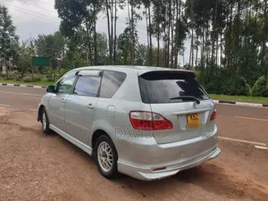 Toyota Ipsum 2004 Silver