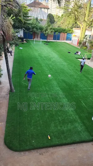 Premium Artificial Turf Carpet for Garden Enhancement Projects