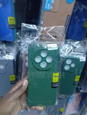 Tecno Spark 30 4g Green Matte Finish Adorned Stripe Texture Case