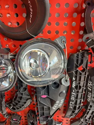 Toyota Vitz Led Fog Lights – Front Bumper Driving Lamps