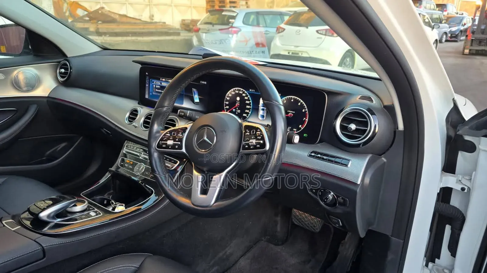 Mercedes-Benz E200 2019 Teal