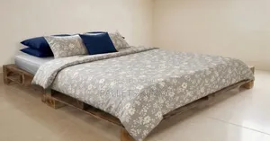 Modern 5×6 Pallet Bed – Simple Pallet Bed Frame, Strong Affordable