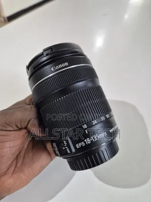 Canon Ef-S 18-135mm F/3.5-5.6 Is STM Lens Clean as New.