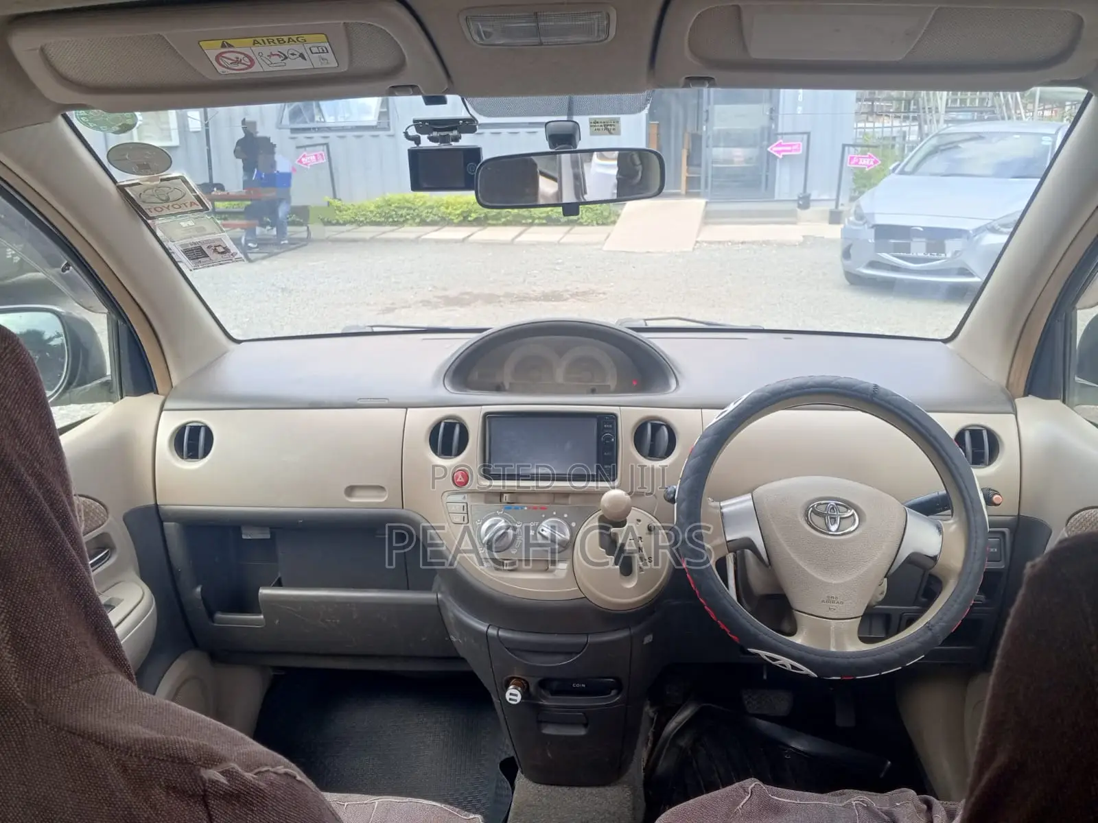 Toyota Sienta 2015 White