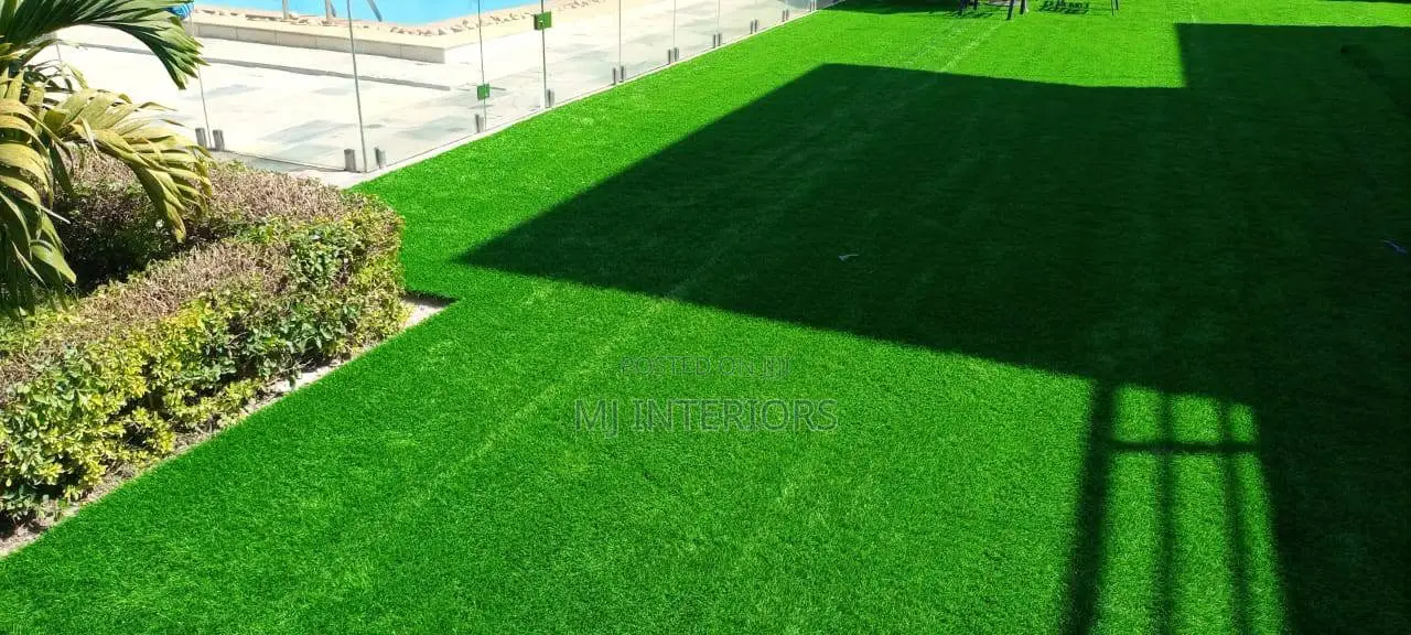 Artificial Turf Flooring for Balcony and Compound Beautification