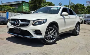 Mercedes-Benz GLC-Class 2021 Off white
