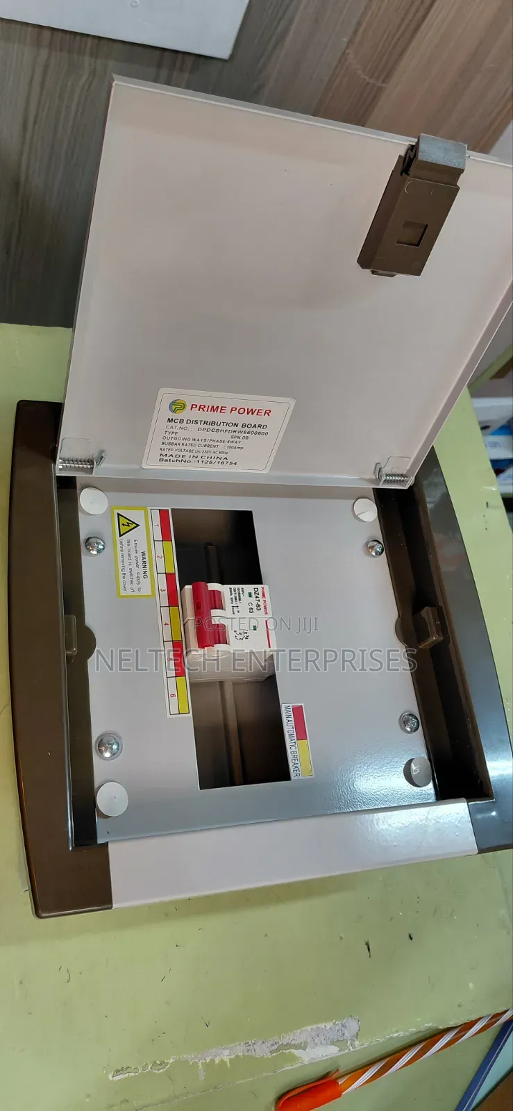 Prime Consumer Unit 6 Way