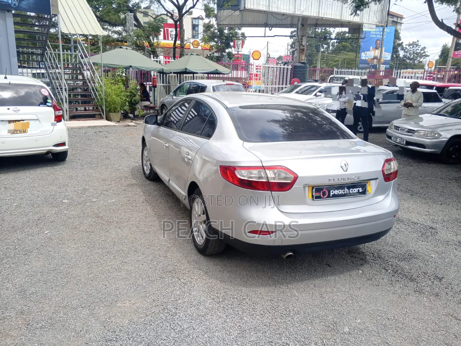Renault Fluence 2011 Silver