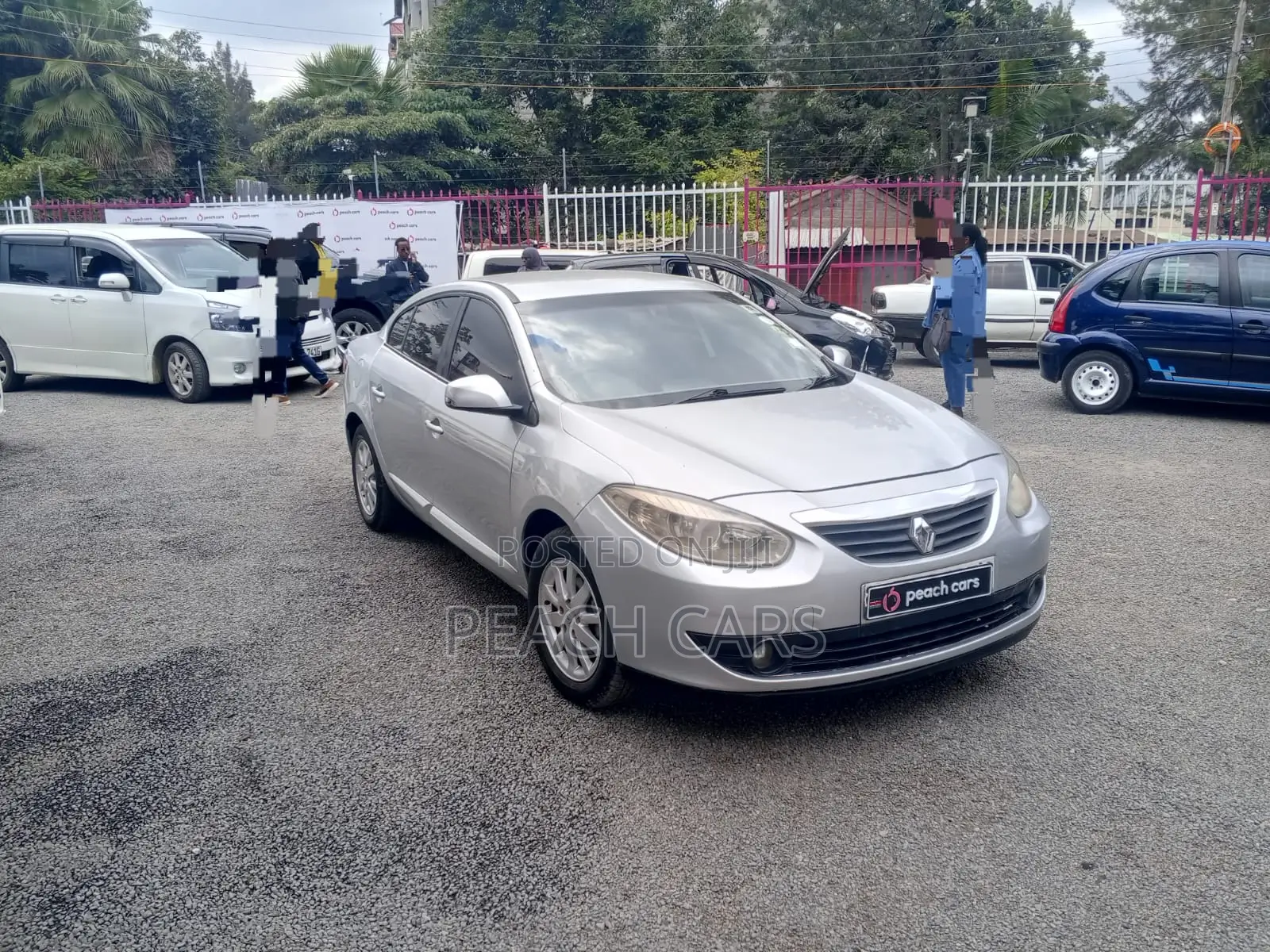 Renault Fluence 2011 Silver