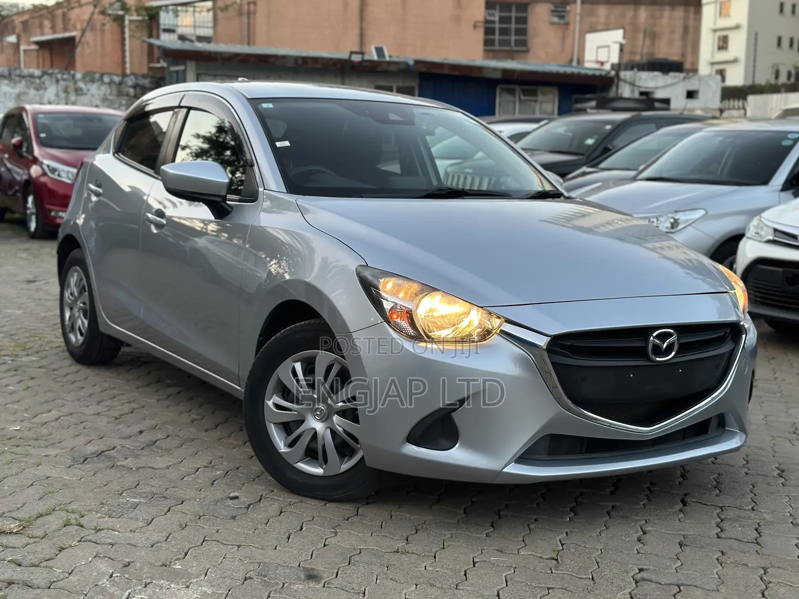 Mazda Demio 2019 Silver