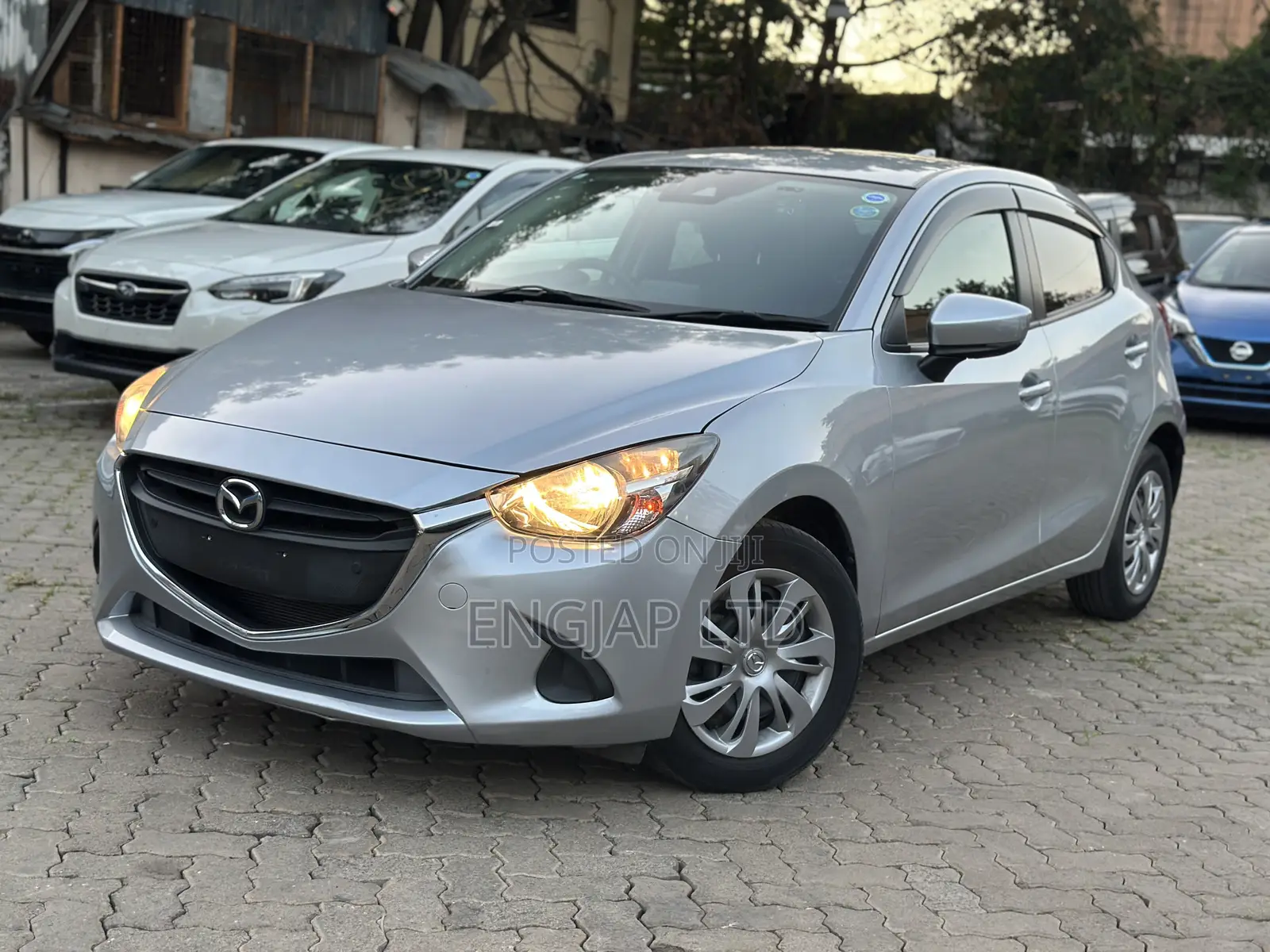 Mazda Demio 2019 Silver