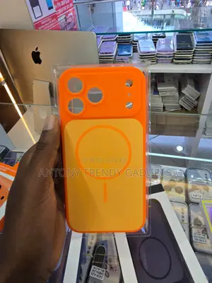 iPhone 17 Pro Max Protective Phone Cover Anti-Shock Design