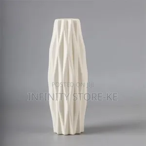Hard Plastic Nordic Unbreakable Wavy Vase-