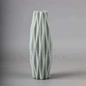 Hard Plastic Nordic Unbreakable Wavy Vase-