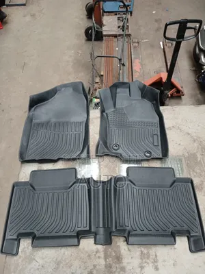 Toyota Rav4 3d Tpe Floor Mats – All Weather Floor Liners