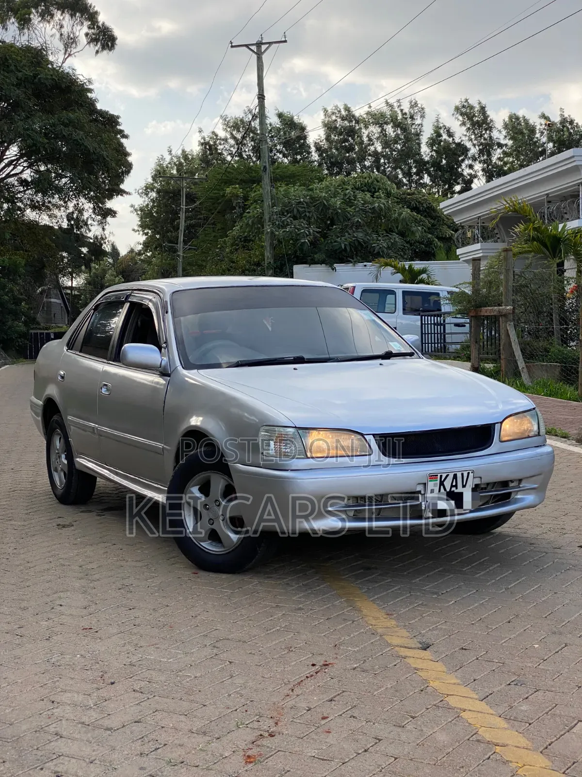 Toyota Corolla 1998 Silver