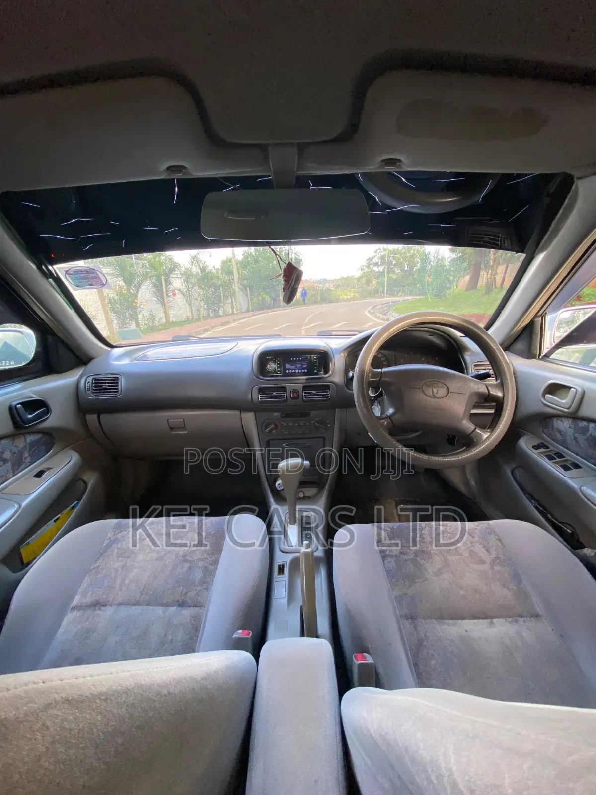Toyota Corolla 1998 Silver