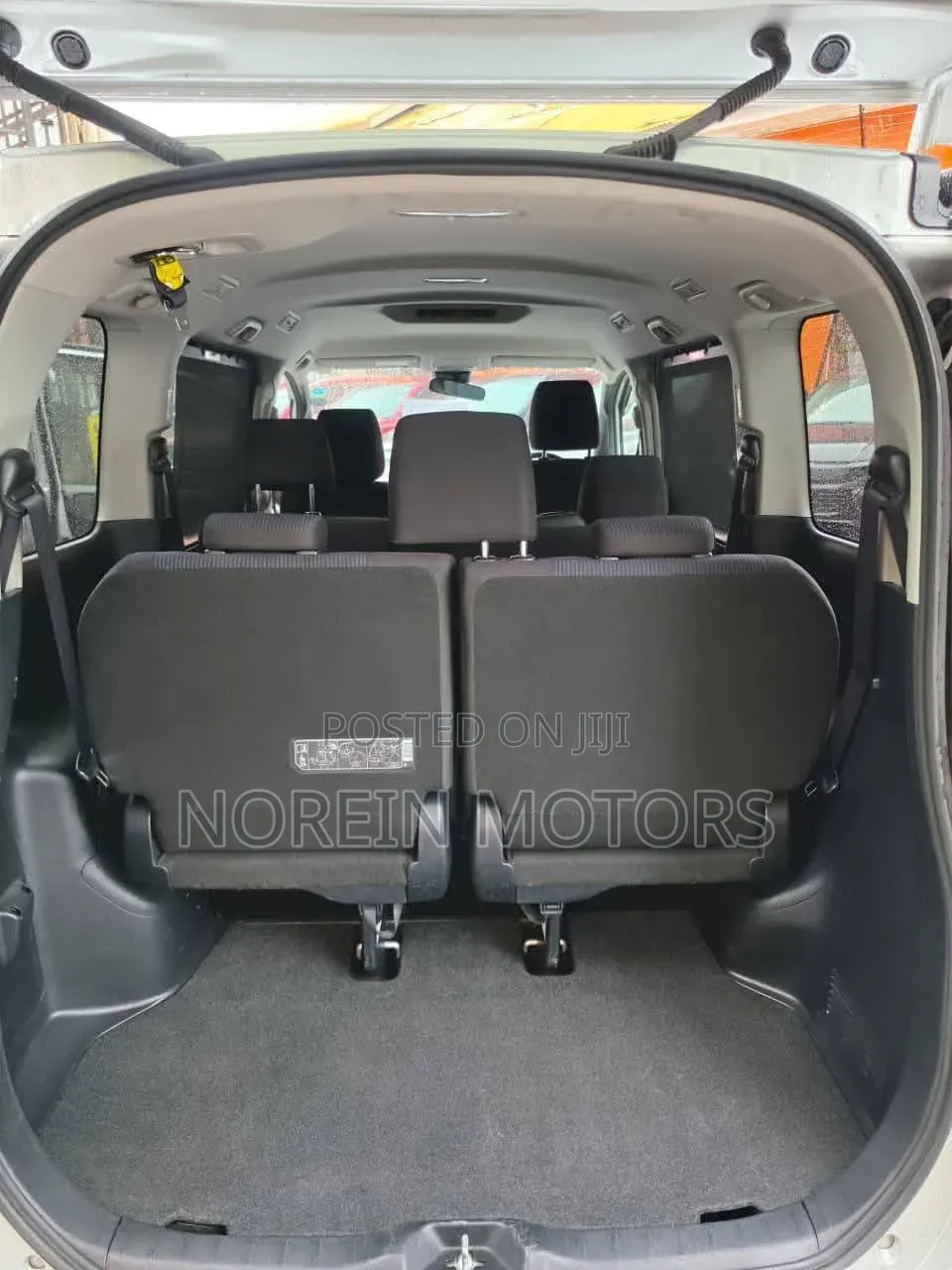 Toyota Noah 2020 Silver