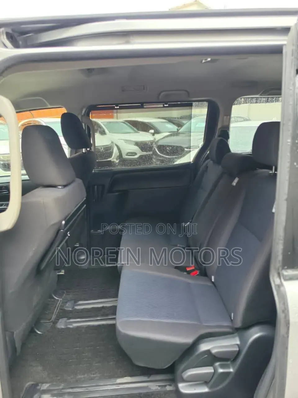 Toyota Noah 2020 Silver