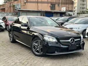 Mercedes-Benz C200 2019 Black