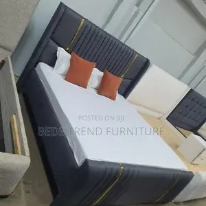 Luxury Chester 5x6 Upholstered Bed – Grey Gold Finish