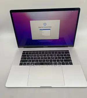 Laptop Apple MacBook Pro 2018 16GB Intel Core i7 SSD 512GB
