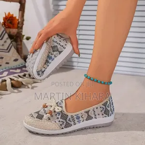 Tribal Ladies Loafers (Size 39-41)