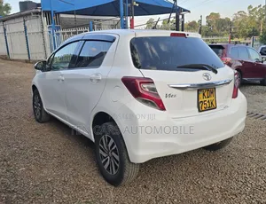 Toyota Vitz 2016 White
