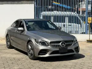 Mercedes-Benz C200 2019 Gray