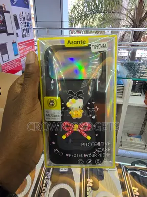 iPhone 17 Pro Max Hello Kitty Phone Case With Charm
