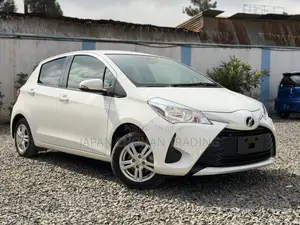 Toyota Vitz 1.0 FWD 5dr 2019 White