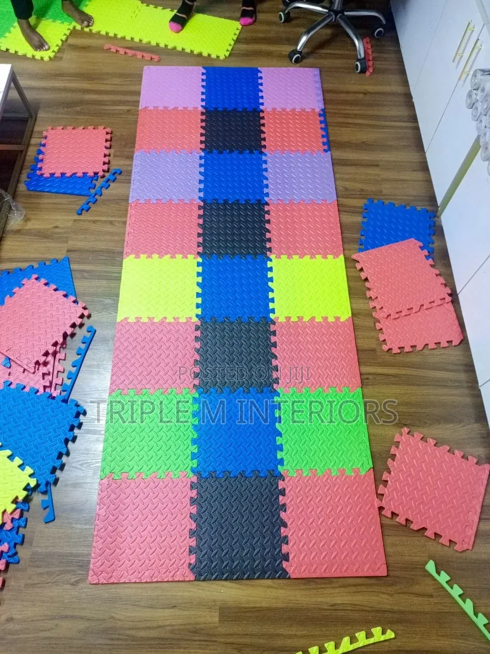 Multi-Color Interlocking Flooring: Create a Custom Play Space