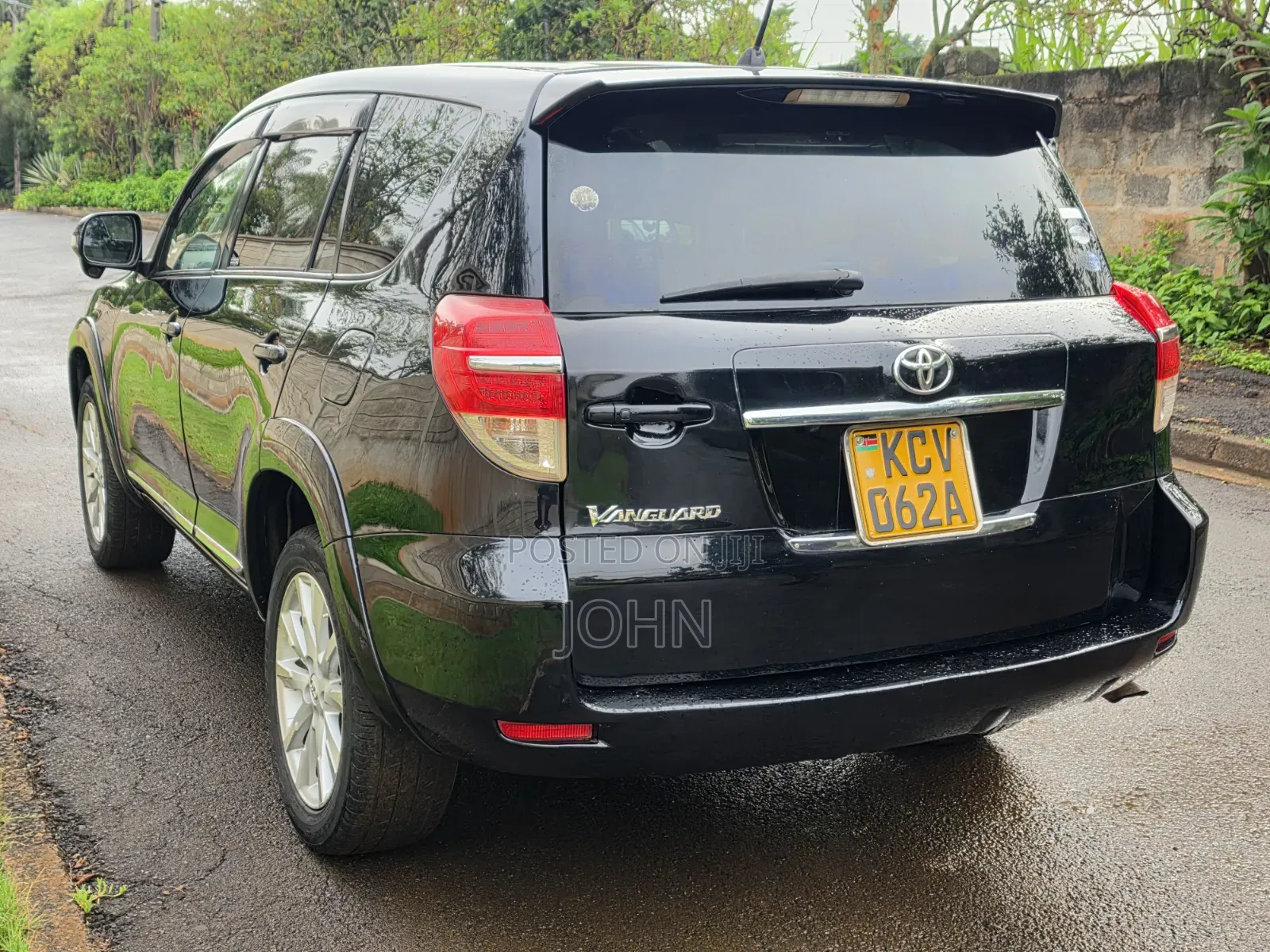 Toyota Vanguard 2012 Matt Black