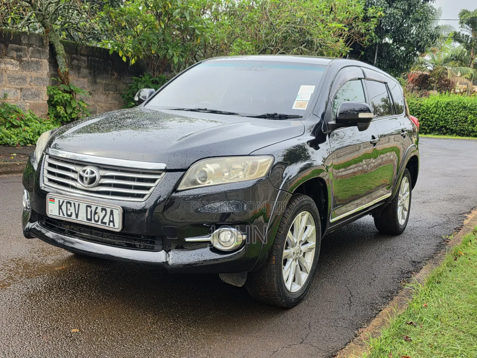 Toyota Vanguard 2012 Matt Black